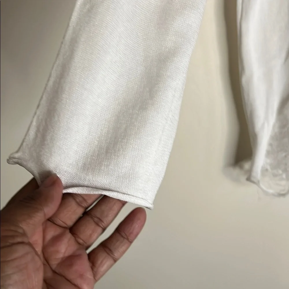 NWT White Star Print Women's Top - Picture 4 of 6